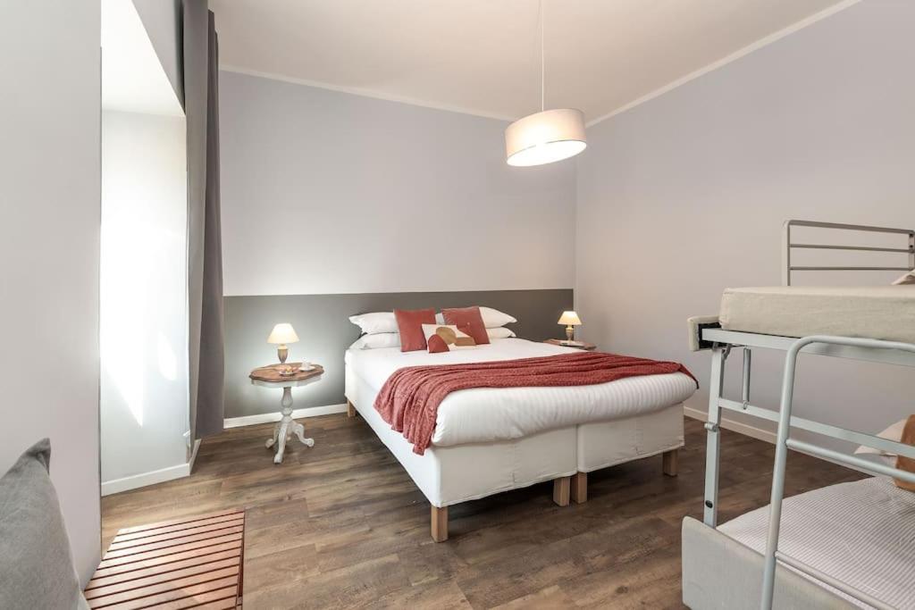 Appartamento Big Flat In The Heart Of Trastevere 4 Bedrooms 3 Bath
